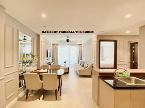 Luxurious apartment facing My Khe beach with 2 large beds FP